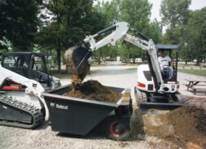 прикачна товарна количка бобкат